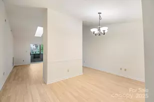 102 Fox Den Ct, Hendersonville, NC 28792 - Photo 6