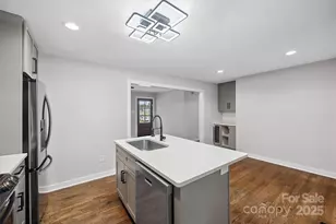 3120 Parkway Ave, Charlotte, NC 28208 - Photo 12