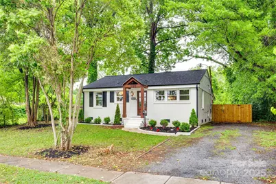 3120 Parkway Avenue, Charlotte, NC 28208 - Photo 1