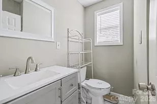 9501 Misenheimer Rd, Charlotte, NC 28215 - Photo 12