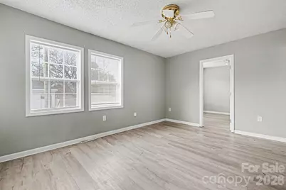 9501 Misenheimer Road, Charlotte, NC 28215 - Photo 8