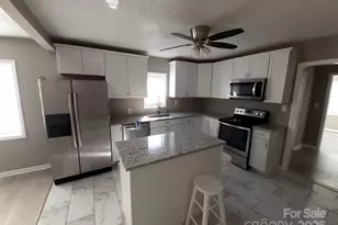 9501 Misenheimer Rd, Charlotte, NC 28215 - Photo 4