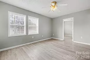 9501 Misenheimer Rd, Charlotte, NC 28215 - Photo 6