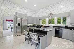 290 Blucher Cir, Lake Wylie, SC 29710 - Photo 6