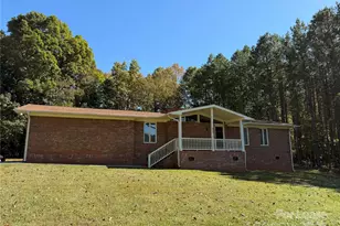 925 Perth Rd, Troutman, NC 28166 - Photo 2