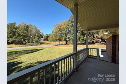 925 Perth Road, Troutman, NC 28166 - Photo 4