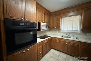 925 Perth Rd, Troutman, NC 28166 - Photo 10