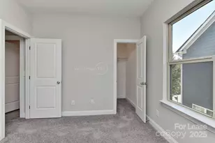 8765 Aspinwall Dr, Charlotte, NC 28216 - Photo 30