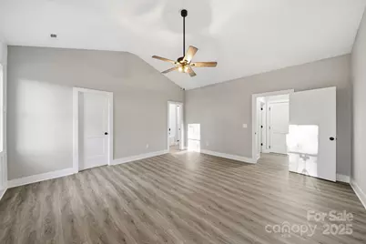 7657 Tuckaseegee Road, Kannapolis, NC 28081 - Photo 28