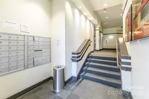 525 E 6th St, Charlotte, NC 28202 - Photo 24