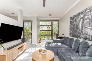 525 E 6th St, Charlotte, NC 28202 - Photo 4