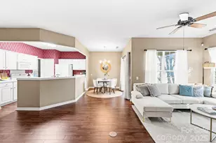 7011 Southbrook Dr, Charlotte, NC 28277 - Photo 18