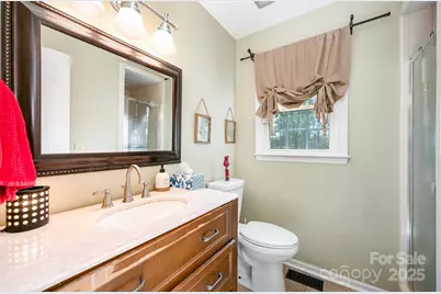 302 Nottingham Way, Wadesboro, NC 28170 - Photo 8