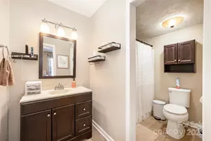 302 Nottingham Way, Wadesboro, NC 28170 - Photo 6