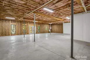 309 Sassafras Ct, Lenoir, NC 28645 - Photo 32