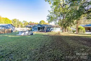 713 W Campbell Ave W, Salisbury, NC 28146 - Photo 16