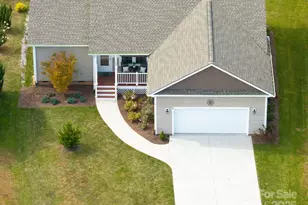 457 Riverwind Dr, Hendersonville, NC 28739 - Photo 34