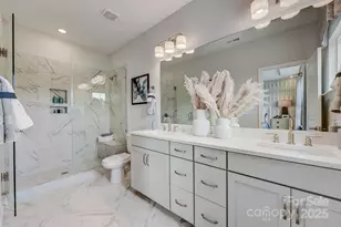 2011 Hawksworth Ln, Charlotte, NC 28262 - Photo 18