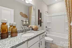 2007 Hawksworth Ln, Charlotte, NC 28262 - Photo 16