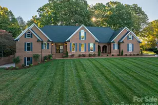 208 Hollow Rd, Lincolnton, NC 28092 - Photo 2