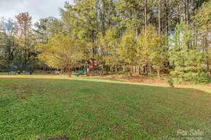 440 Wheat Field Dr, Mount Holly, NC 28120 - Photo 44