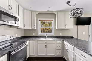 24 Ian River Dr, Asheville, NC 28806 - Photo 10