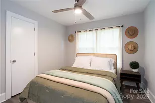 914 Crestmere St, Charlotte, NC 28208 - Photo 28