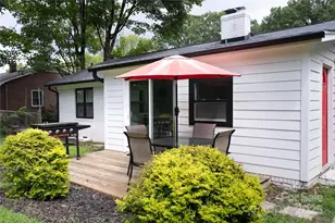 914 Crestmere St, Charlotte, NC 28208 - Photo 38