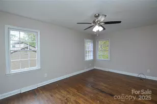 11810 Lansbury Ct, Charlotte, NC 28226 - Photo 24