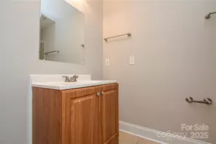 11810 Lansbury Ct, Charlotte, NC 28226 - Photo 22