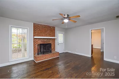 11810 Lansbury Court, Charlotte, NC 28226 - Photo 10