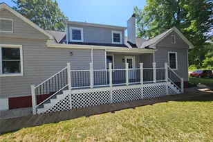 3824 Freedom Dr, Charlotte, NC 28208 - Photo 4