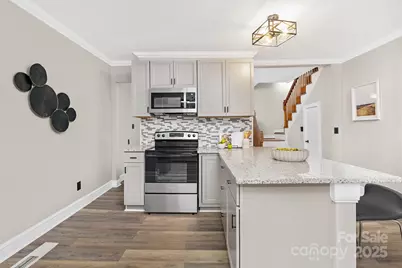 3824 Freedom Drive, Charlotte, NC 28208 - Photo 12