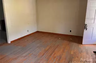 1147 Old Linville Rd, Marion, NC 28752 - Photo 26