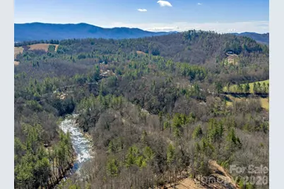 99999 Toe River Lane, Newland, NC 28657 - Photo 6