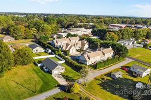 1553 16th Ave NE, Hickory, NC 28601 - Photo 32