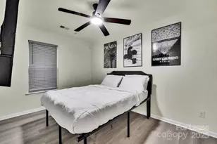 2030 Vinton St, Charlotte, NC 28216 - Photo 8