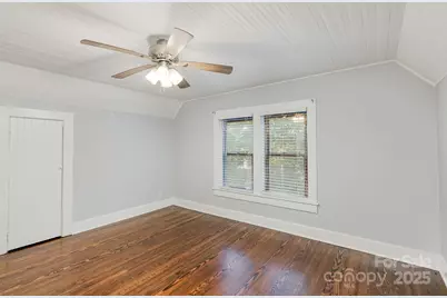 515 S Ashe Avenue, Newton, NC 28658 - Photo 30