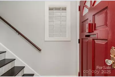 515 S Ashe Avenue, Newton, NC 28658 - Photo 4