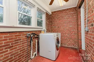 515 S Ashe Ave, Newton, NC 28658 - Photo 34