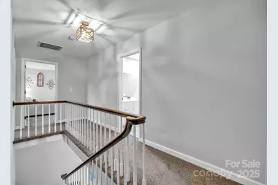 651 25th Avenue NW, Hickory, NC 28601 - Photo 18