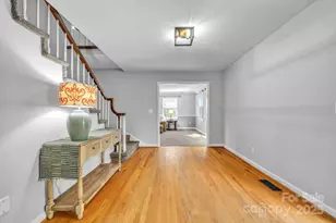 651 25th Ave NW, Hickory, NC 28601 - Photo 6