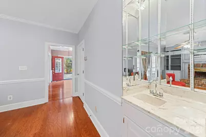 5224 Silchester Lane, Charlotte, NC 28215 - Photo 14