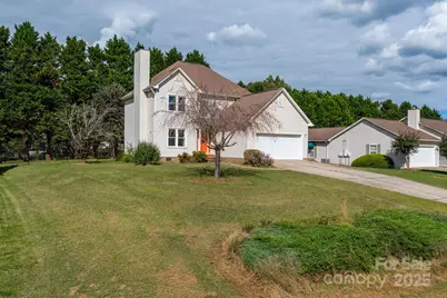 712 Painted Feather Lane NW, Conover, NC 28613 - Photo 28