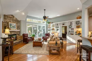 115 Chancery Ct, Flat Rock, NC 28731 - Photo 8