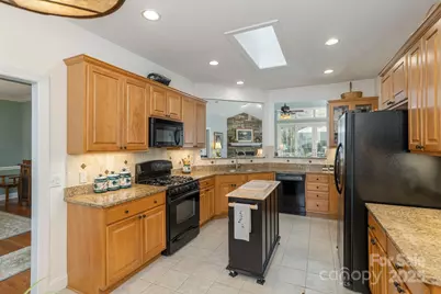 115 Chancery Court, Flat Rock, NC 28731 - Photo 16