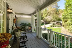 115 Chancery Ct, Flat Rock, NC 28731 - Photo 4