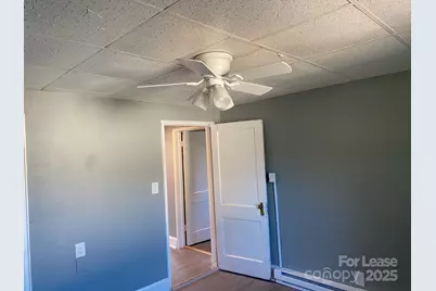 327 39th Street Place SW, Hickory, NC 28602 - Photo 14