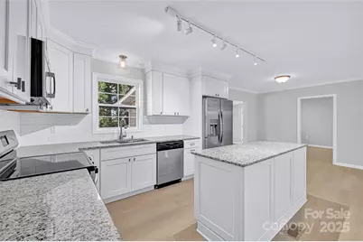 2422 Messer Street, Valdese, NC 28690 - Photo 16