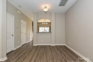 1115 Drummond Ln, Matthews, NC 28104 - Photo 6